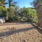 Ecrin De Verdure De 45 M2 - A 400m - Jardin, Parking Prive, Wifi Le Brusc