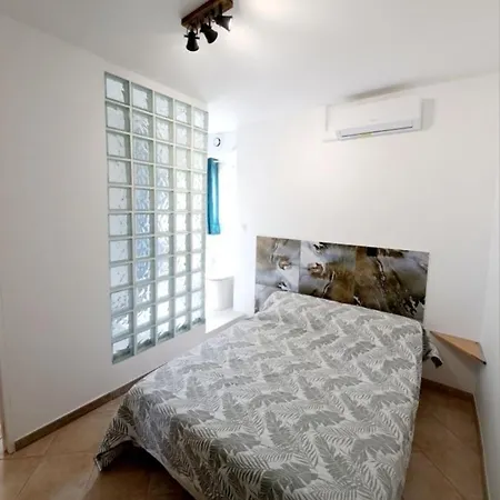 écrin De Verdure De 45 M2 - à 400m - Jardin, Parking Privé, Wifi *