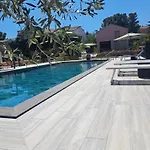 écrin De Verdure De 45 M2 - à 400m - Jardin, Parking Privé, Wifi Hébergement de vacances