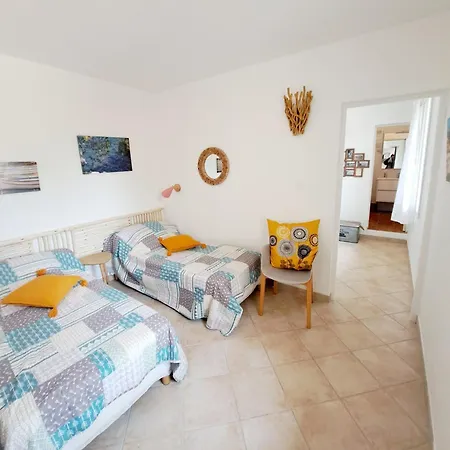 Ecrin De Verdure De 45 M2 - A 400m - Jardin, Parking Prive, Wifi Semesterbostad
